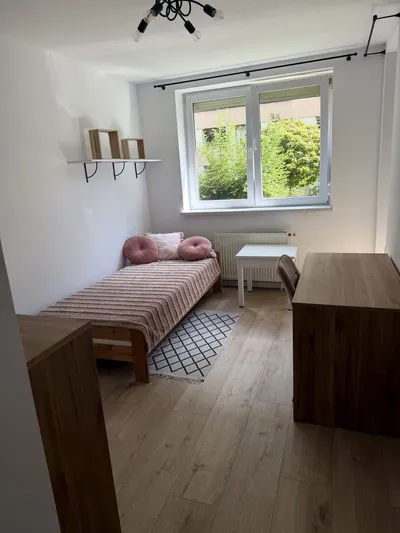 Wynajmę Mieszkanie Kraków - 49 m² - miniatura 2