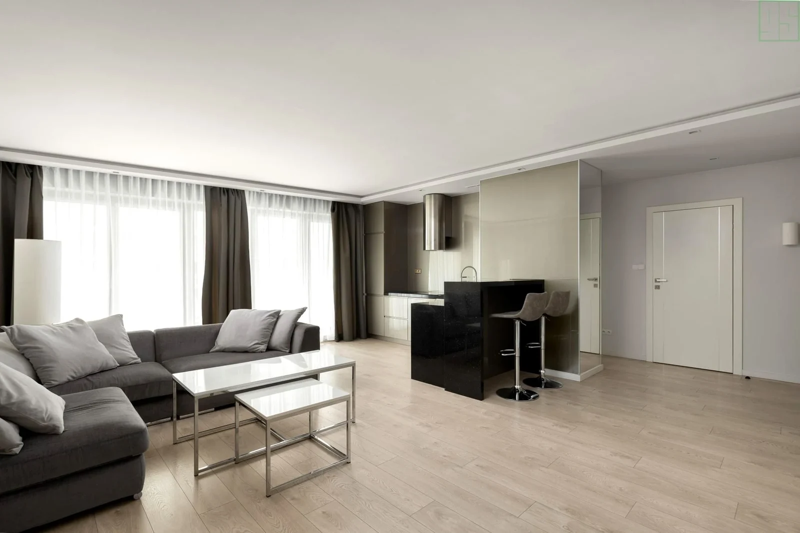 Wynajmę Mieszkanie Warszawa - 60 m² - 1/17