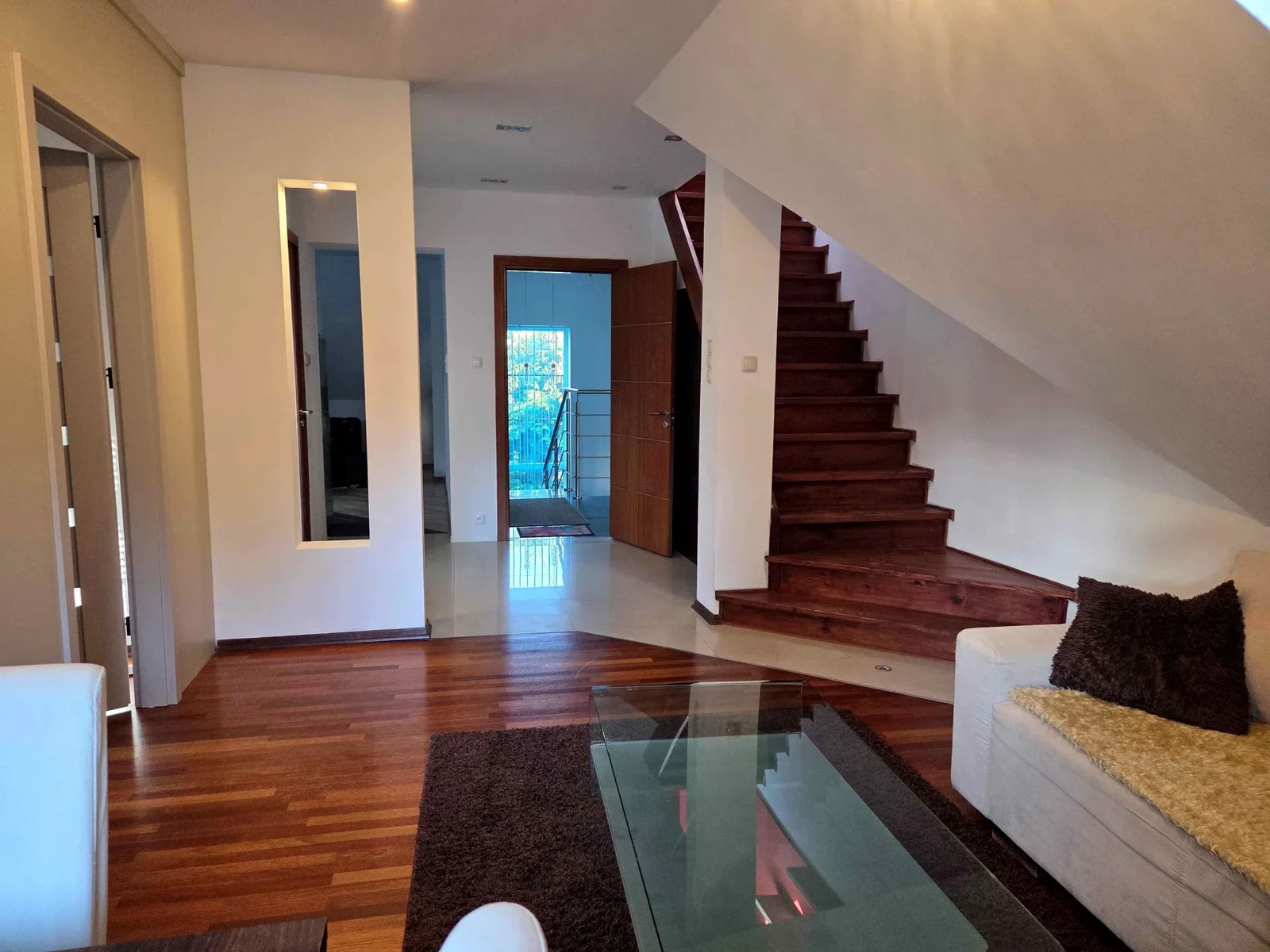 Wynajmę Mieszkanie Warszawa - 58 m² - 1/13