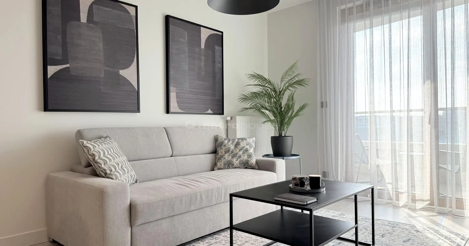 Wynajmę Mieszkanie Warszawa - 48 m² - 1/62