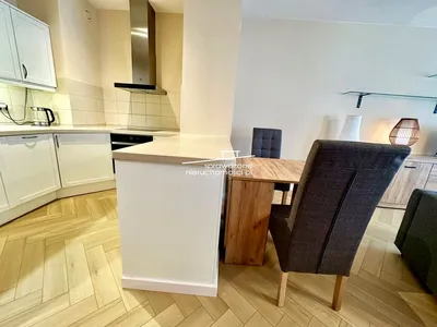 Wynajmę Mieszkanie Warszawa - 70 m² - miniatura 2