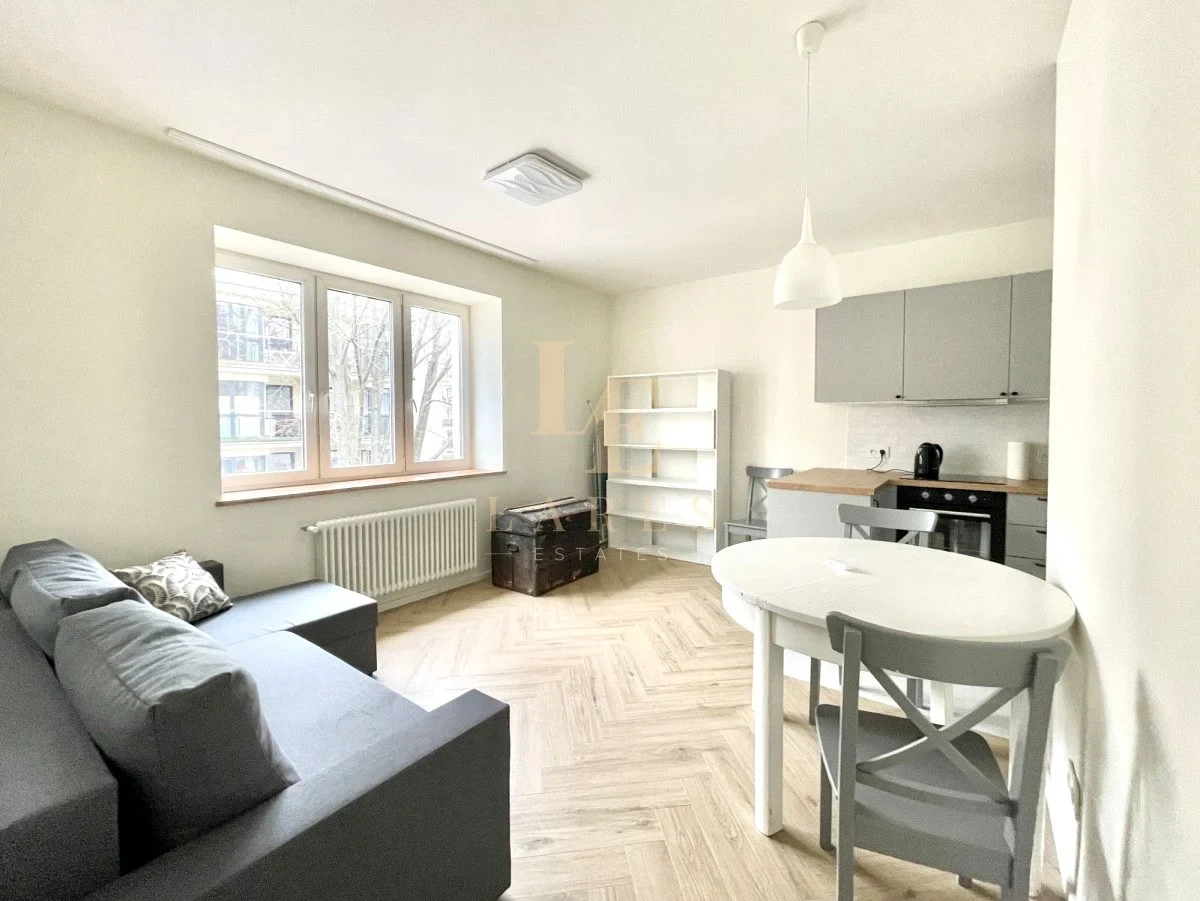 Wynajmę Mieszkanie Warszawa - 38 m² - 1/6