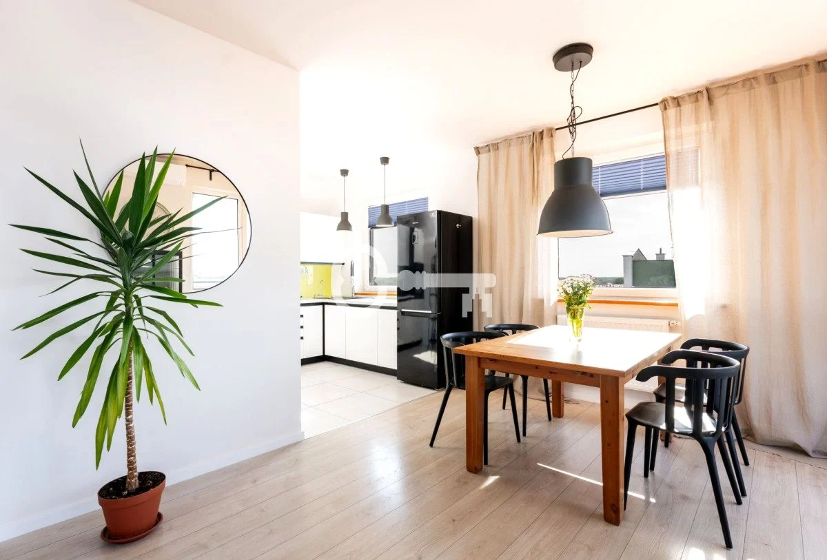 Wynajmę Mieszkanie Warszawa - 80,70 m² - 1/23