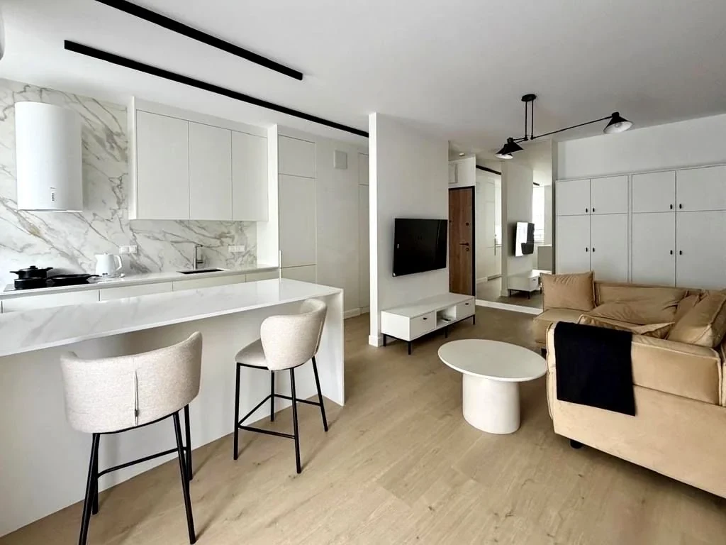 Wynajmę Mieszkanie Warszawa - 53 m² - 1/17