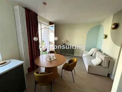 Wynajmę Mieszkanie Warszawa - 45 m² - miniatura 2