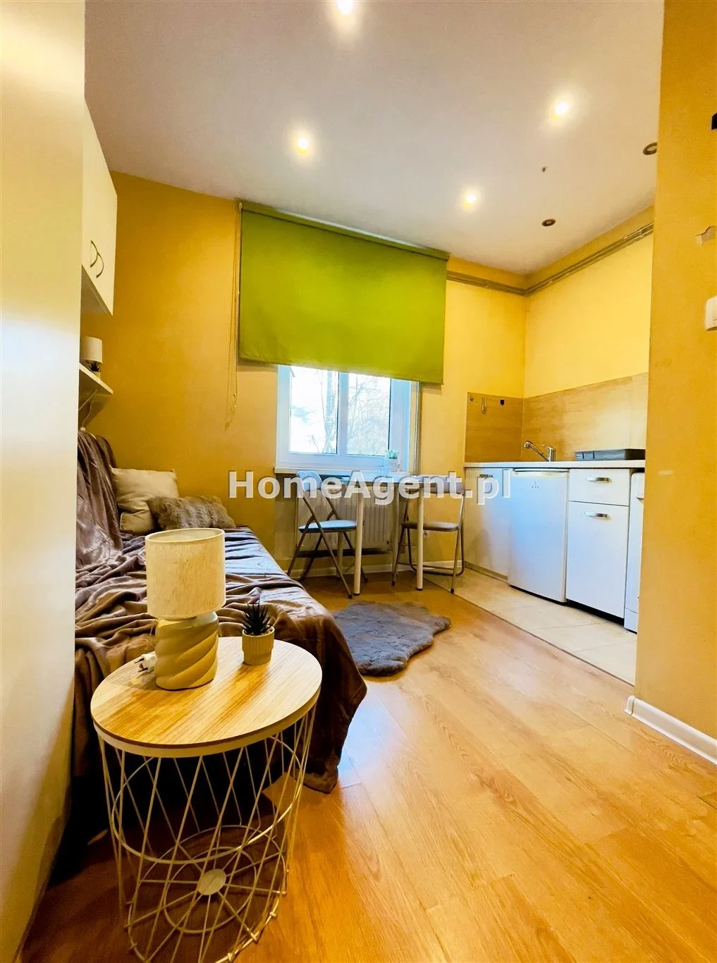 Wynajmę Mieszkanie Katowice - 20 m² - 1/17