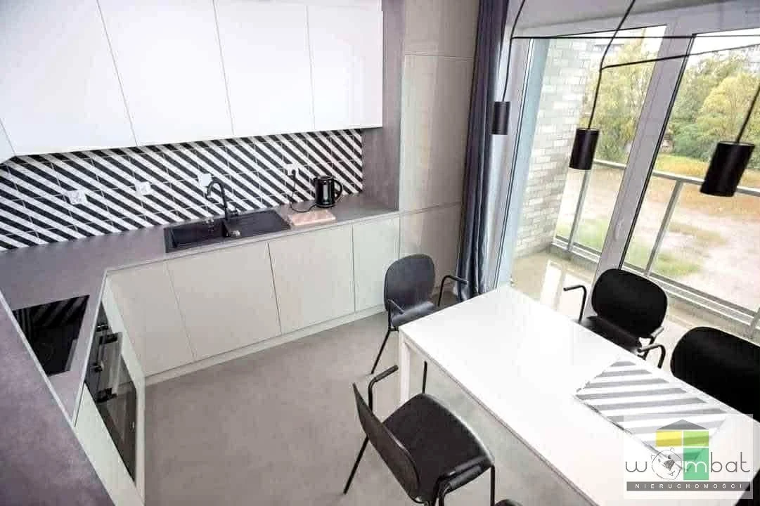 Wynajmę Mieszkanie Wrocław - 6 m² - 1/6