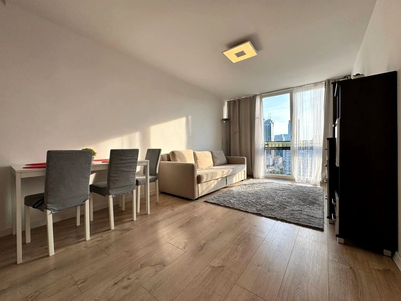 Wynajmę Mieszkanie Warszawa - 39 m² - 1/14