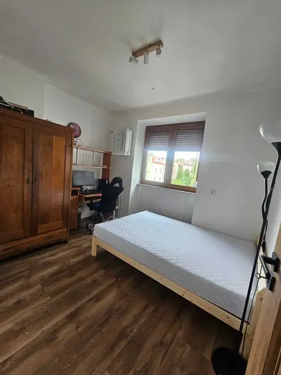 54 m² 3 pokoje | centrum Rzeszowa | widok na Zamek | dla rodziny, pary, 3 studentów. \ FILTR ODWRÓCONEJ OSMOZY!! - miniatura 4