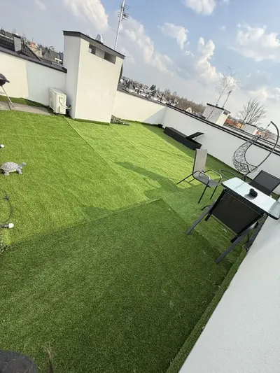 Wynajme mieszkanie 60 m z jacuzzi i ogrodkiem na dachu kolo garii Bronowickiej - miniatura 5