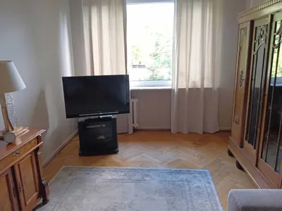 Wynajmę duże 2 pokoje mieszkanie 54 m², Julianów – 6 min do Manufaktury - miniatura 4