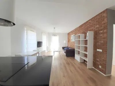 Mieszkanie do wynajęcia z balkonem 400m od Starego Rynku, parking, nowa kuchnia - miniatura 2