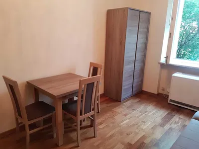 Przytulna Kawalerka w Centrum Krakowa, ul. Krowoderska - miniatura 4
