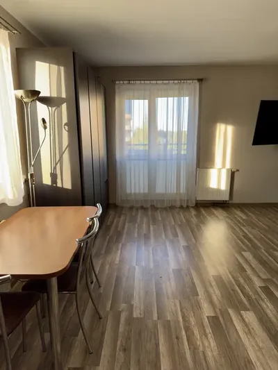 Wynajem Duża kawalerka z balkonem Pobitno OD ZARAZ - miniatura 2