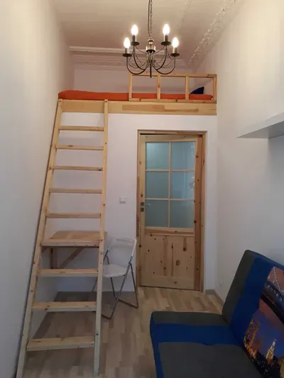 Mieszkanie - ostatni Pokój w mieszkaniu studenckim - miniatura 3