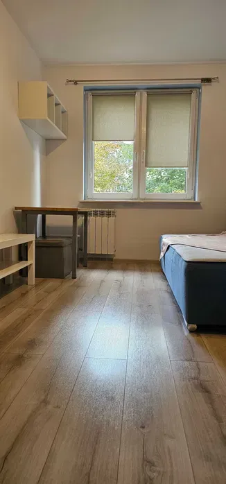 Dwa ładne pokoje z balkonem Rezerwacja - miniatura 5