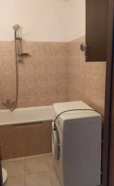 Kawalerka z osobną sypialnią i balkonem – dostępna od 01.10.2026 - miniatura 3