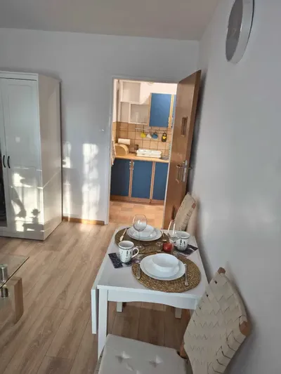 Bezpośrednio: Kawalerka 25m², ul. Bajeczna Dąbie (MPEC, bez piecyka gazowego 1. piętro) Od zaraz - miniatura 4