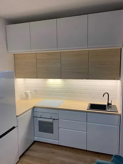 2-pokojowe w Centrum, os. Adria, miejsce postojowe - miniatura 2