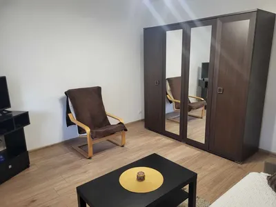 Funkcjonalna Kawalerka do Wynajęcia w Świetnej Lokalizacji- Warszawa Praga Południe /Gocławek / - miniatura 2