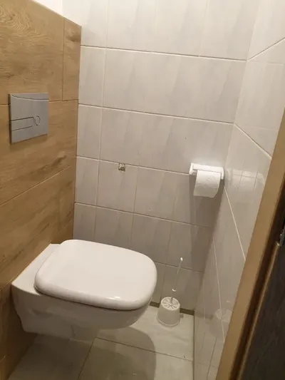 Rezerwacja Pokoj dla studenki lub kobiety pracujacej - miniatura 5