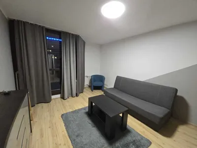 Ładna kawalerka w ścisłym Centrum Katowic. Blok z ochroną, balkon - miniatura 2