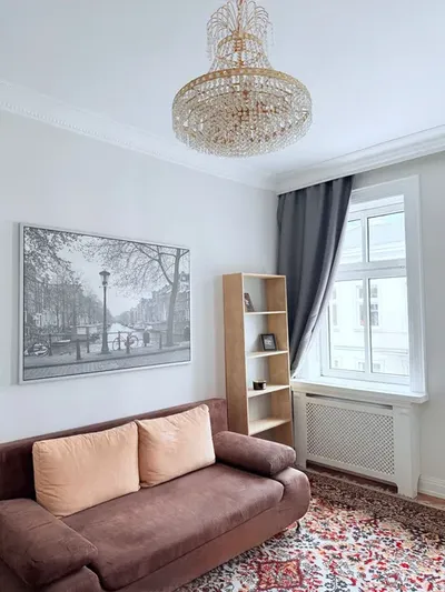 Pokój dla studentki - miniatura 3