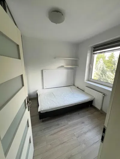 Umeblowane 3 pokoje z balkonem przy ul. Woronicza | Blisko biurowców: Opolska Business Park, Astris, Quattro | Bezpieczne osiedle, miejsca postojowe - miniatura 5