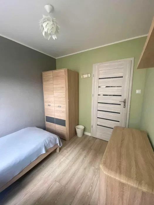 Pokój na wynajem BEZPOŚREDNIO - 1/8