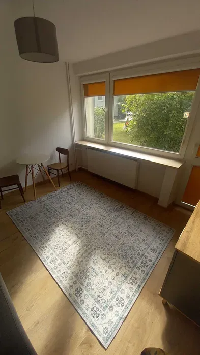 małe, przytulne mieszkanie po remoncie, blisko Mordoru i Lotniska - miniatura 3