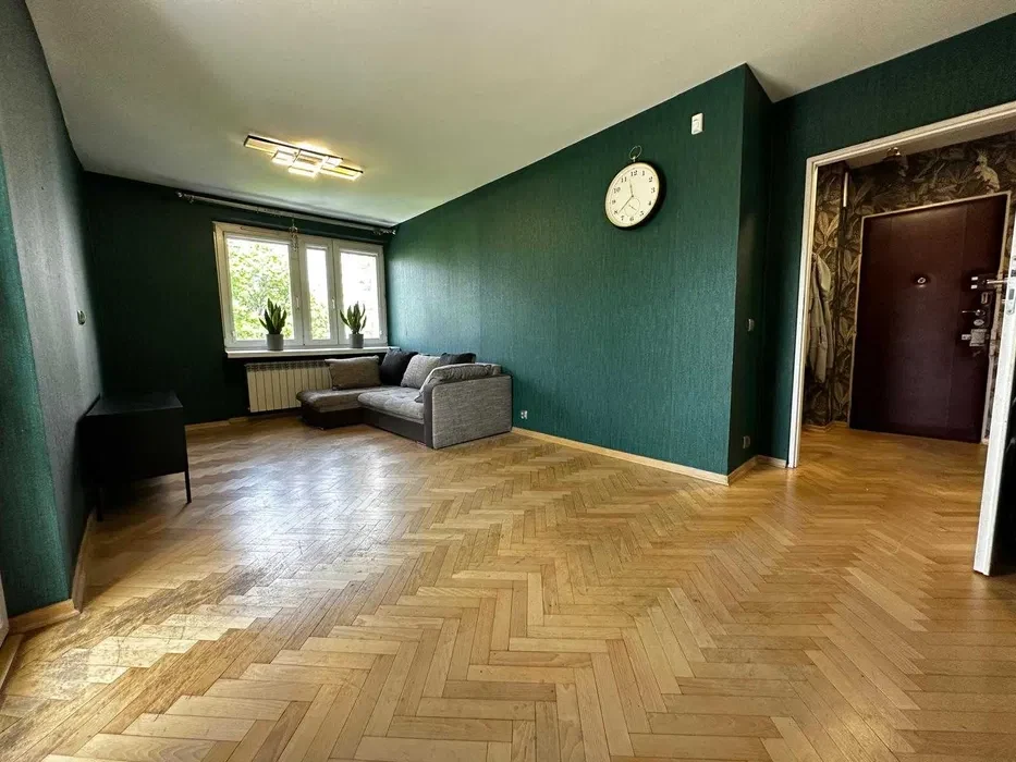 Komfortowe 3 pokojowe mieszkanie z balkonem i parkingiem Komandosów - 1/8