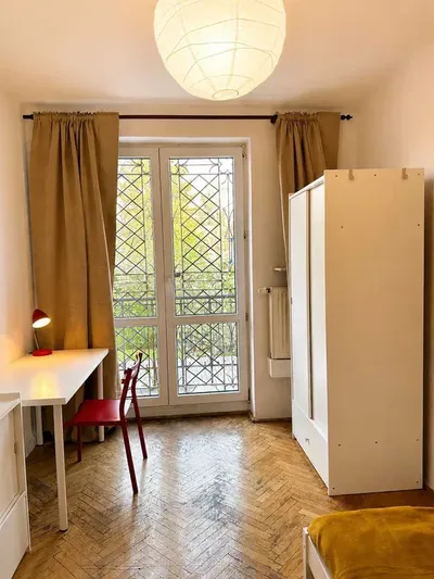 Mokotów · 10 m² room · Łazarski 3 min · metro 9 min · all included - miniatura 2