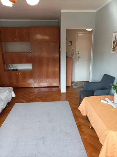 Wynajmę kawalerkę dla studentki/studenta. - miniatura 3