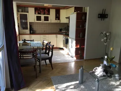 2 pokojowe w ścisłym centrum z 2 miejscami postojowymi - miniatura 3