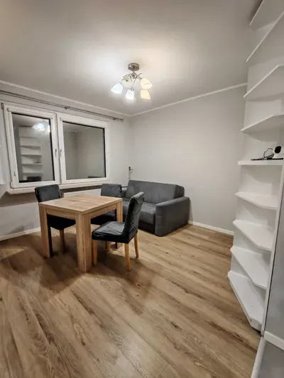 Wynajmę bezpośrednio 2-pokojowe mieszkanie 34 m² – Warszawa Bemowo, ul. Widawska - miniatura 2