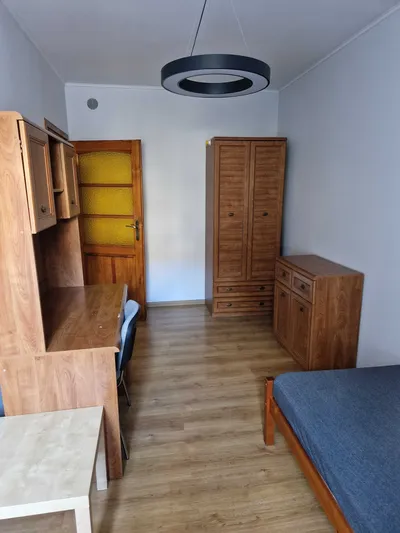 Pokój w dużym 3 pokojowym mieszkaniu na Wildzie - miniatura 3