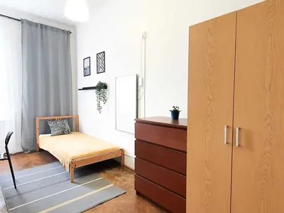 Duży pokój jednoosobowy Mieszkanie z balkonem Plac Inwalidów Królewska AGH UKEN UJ