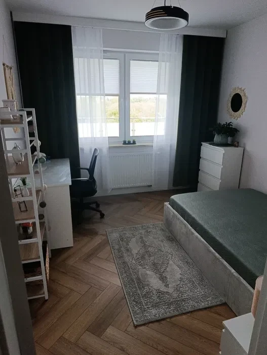 Wynajmę pokój 4 piętro z windą - 1/8