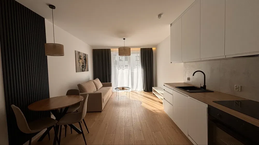Mieszkanie kawalerka wynajem Katowice - 1/6