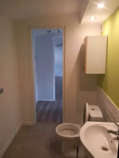 Wynajmę mieszkanie / pokoje - miniatura 5