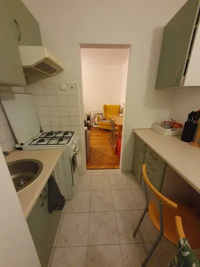 Słoneczna kawalerka na Przymorzu - miniatura 5
