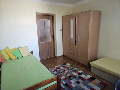 Pokój balkonowy po remoncie -2 lub 1 osobowy, ul. Grażyny, LSM - miniatura 2