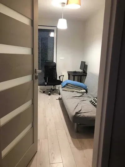 Pokój w mieszkaniu 2-osobowym, apartamentowiec - miniatura 2