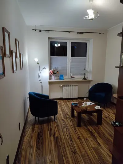 Piękny duży 17 m pokój. Cisza. Komfort. Piękne mieszkanie. Stara Ochota. Genialna okolica.