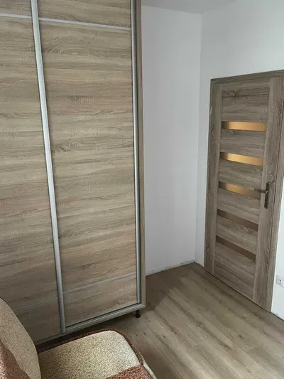 Pokój do wynajęcia dla chłopaka - miniatura 2