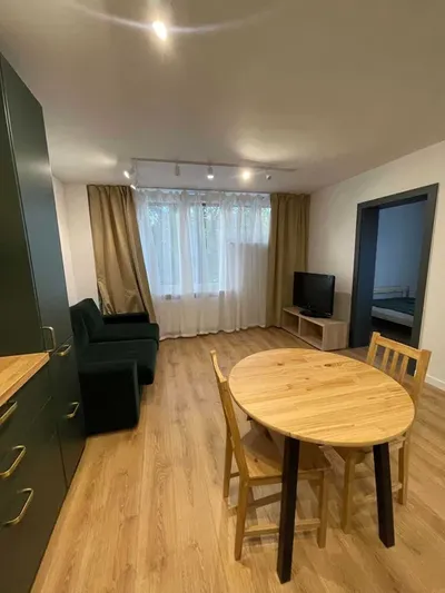 Komfortowe mieszkanie 3-pokojowe po remoncie — os. Kalinowe, Kraków (50m)
