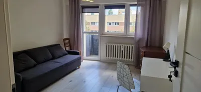 Pokój duży na OCHOCIE dla kobiet
