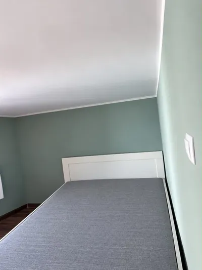 Przytulna kawalerka z wydzieloną sypialnią - miniatura 3