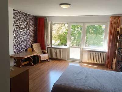 Słoneczna, duża kawalerka 3 min od uczelni na ul. Krakowskiej wolna od zaraz - miniatura 2