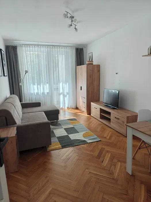 2 pokoje | Grochowa | balkon | pierwszy najem - 1/8